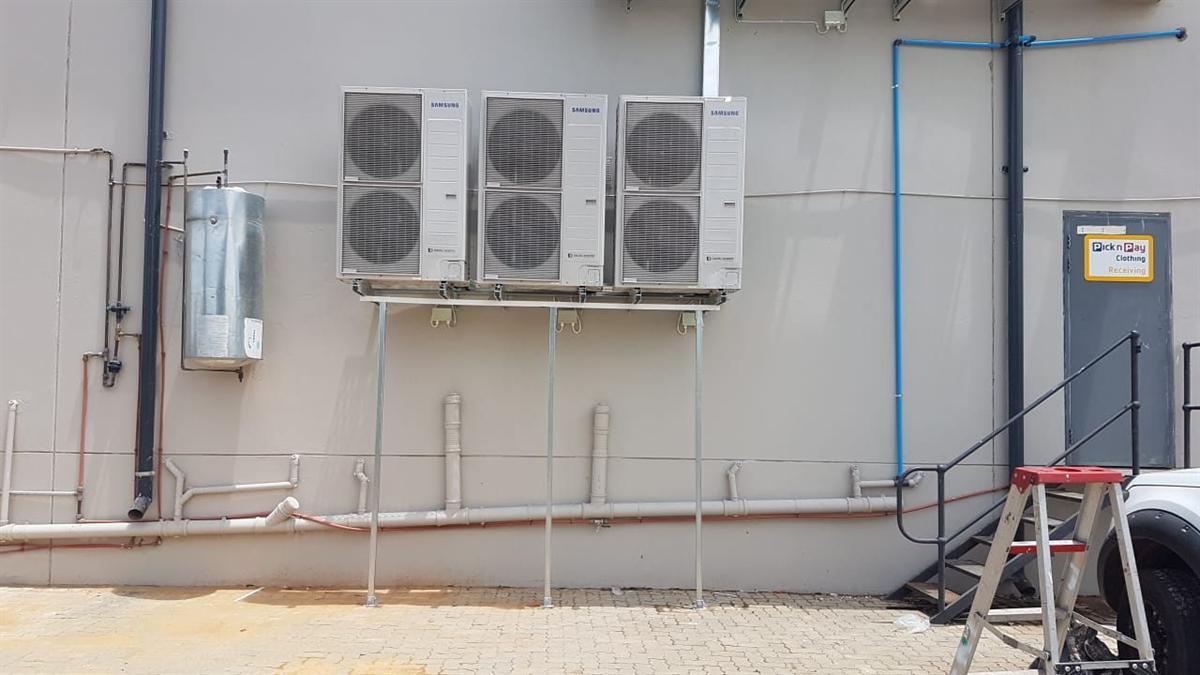 Samsung VRF condenser bank serving a retail store